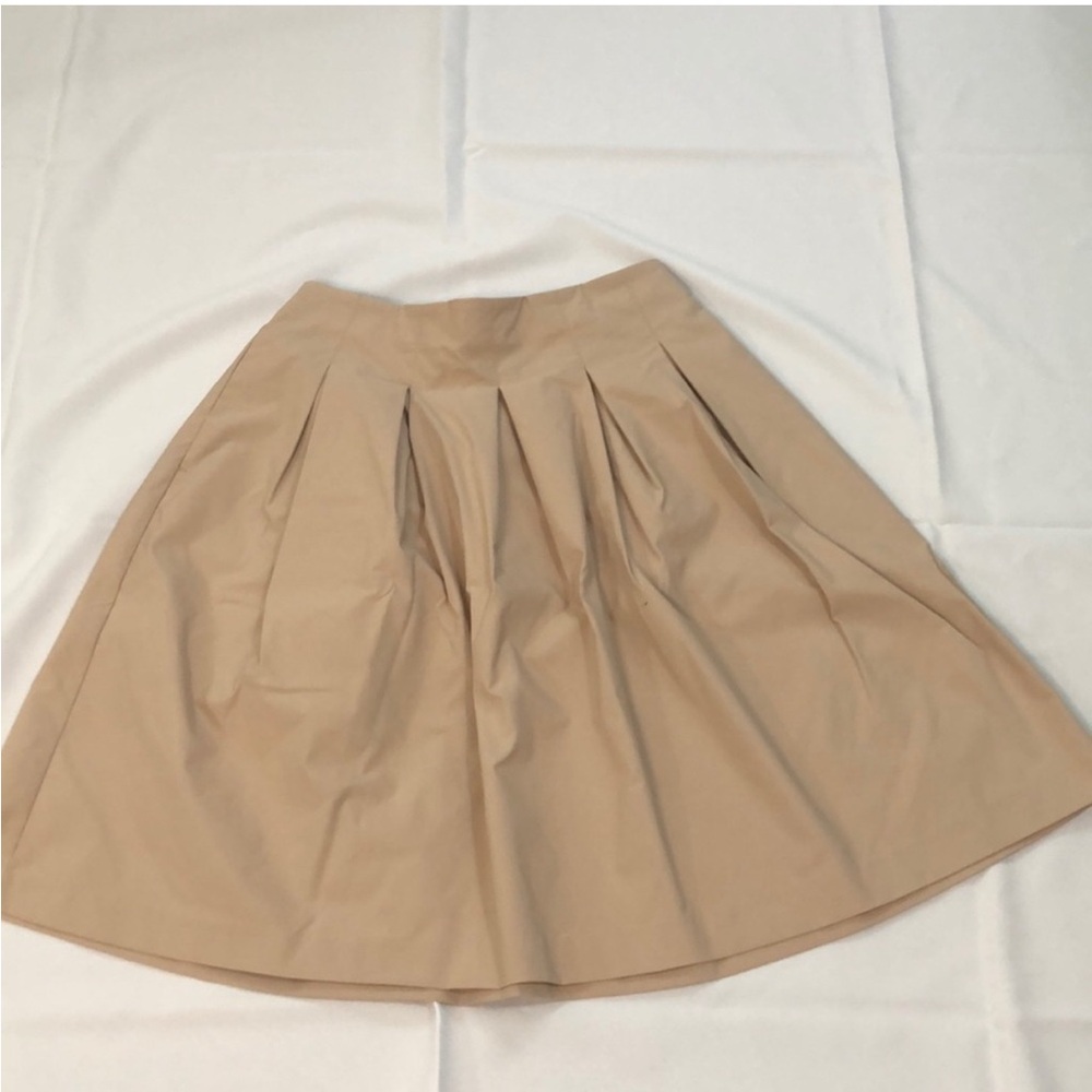 SALE! Uniqlo Khaki Skirt M